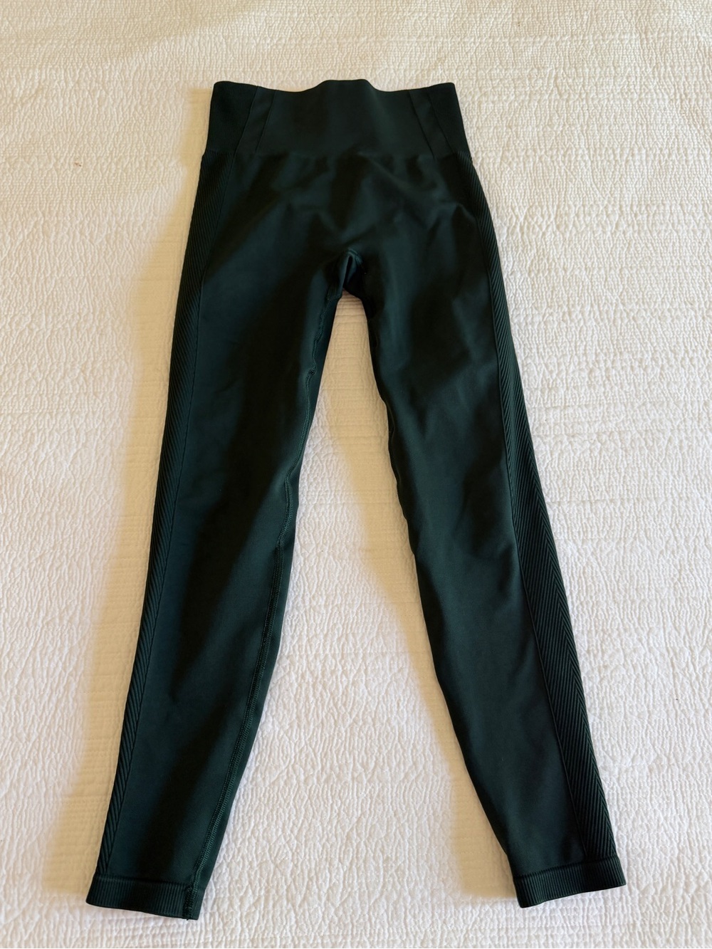 High-Waist Leggings in Deep Green